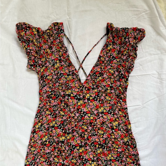 Fun maxi floral dress. - Picture 2 of 5